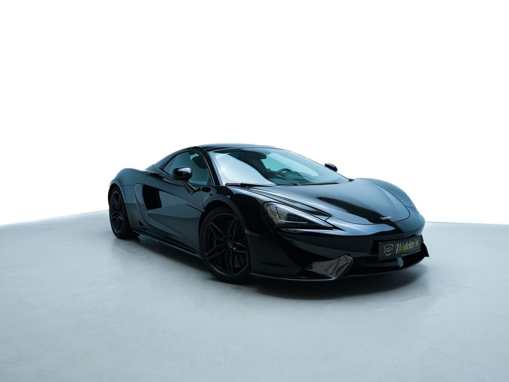 McLaren 570S Spider LIFT B&W ALL BLACK KAMERA
