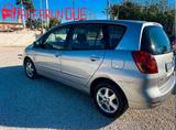 Toyota Corolla Verso 2.0 tdi D-4D - Toyota Corolla Verso mit Diesel-Antrieb: 2.0