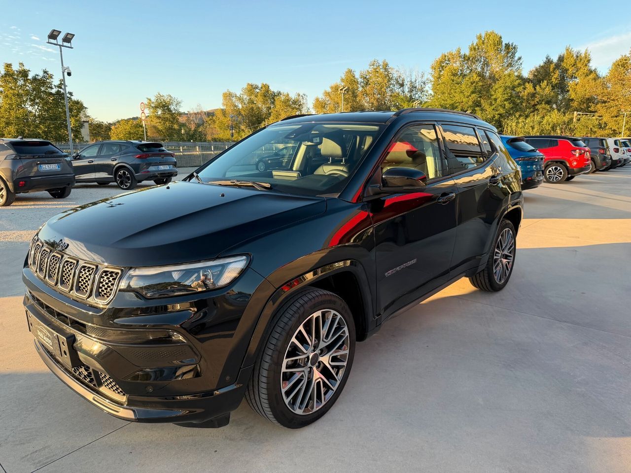 Other Jeep Compass 1.5 Turbo T4 130 CV MHEV 2WD Summit imagem 2