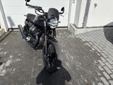 Moto Guzzi V7 Stone