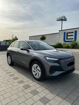 Audi Q4 e-tron 40 ACC, headup, Navi, Kamera El.Heck - Audi Q4 e-tron von privat