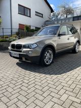 BMW X3 xDrive20i - erst 68.000km - BMW X3: 2.0