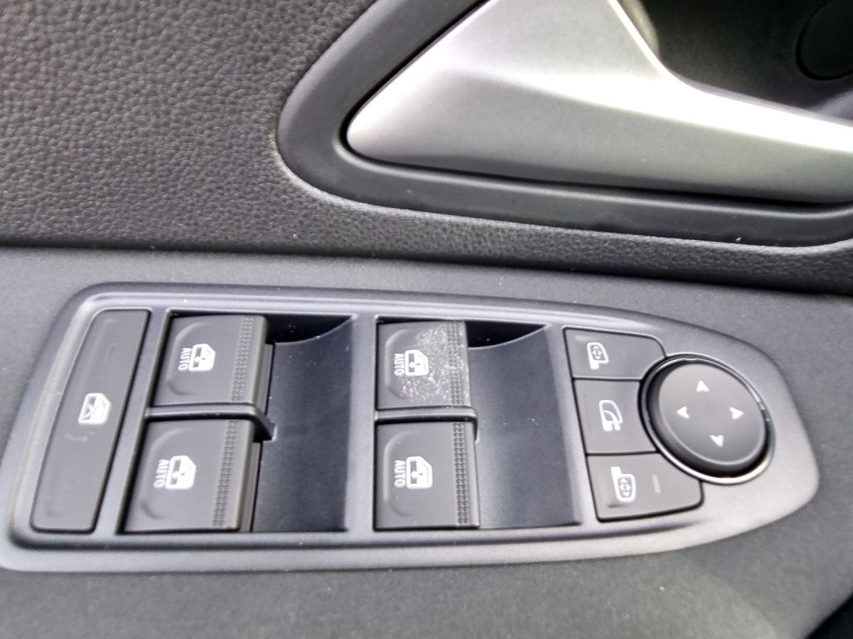 Fahrzeugabbildung Dacia Bigster Journey HYBRID 155