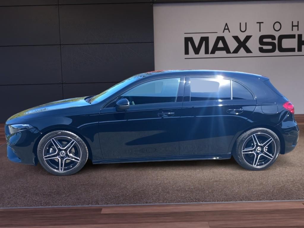 Fahrzeugabbildung Mercedes-Benz A 180 Kompaktlimousine AMG Line*Night Paket*LED