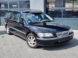 Volvo V70 2.4 Comfort, Klimaanlage, Anhängerkupplung - Volvo V70: Comfort