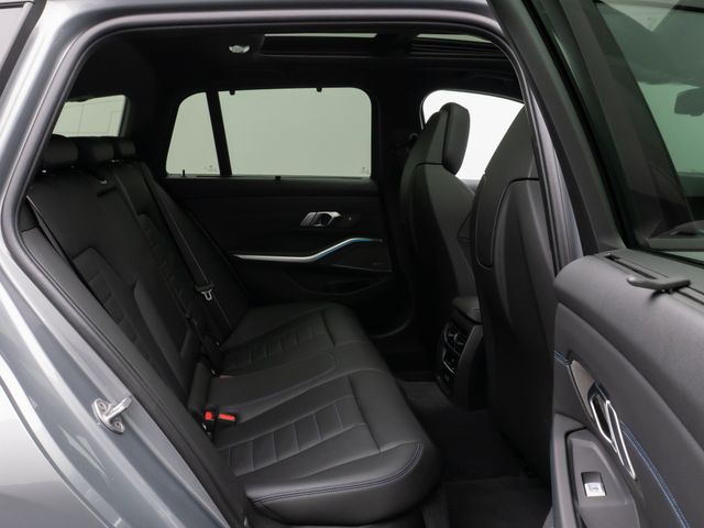 Foto Nummer 27: BMW 330d