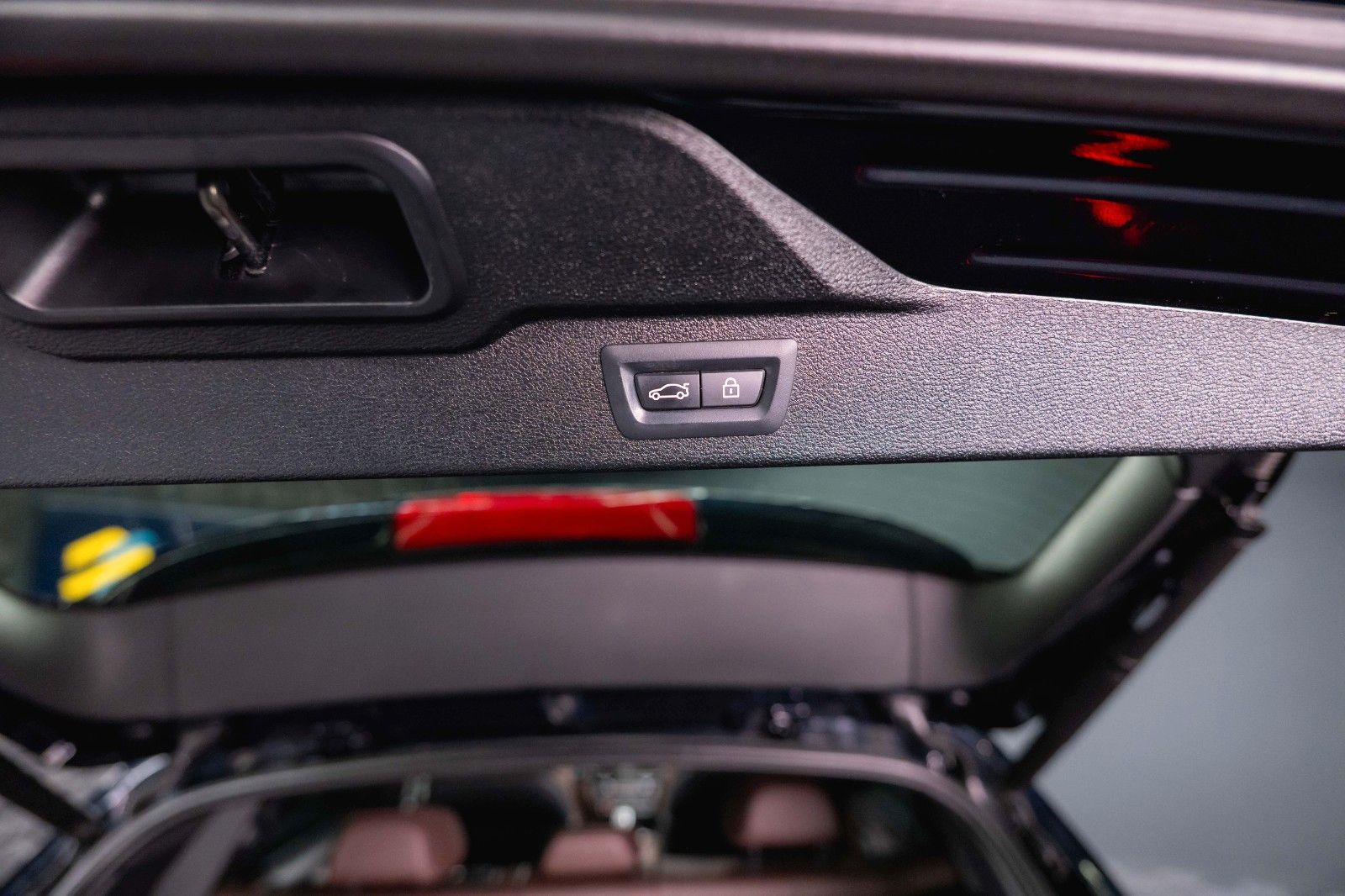 Fahrzeugabbildung BMW X5 M50d Performance *Pano*CarPlay*DAB*360°*  19%