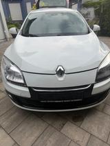 Renault Megane Bose Edition ENERGY TCe 115 Start & S... - Renault Megane: ST
