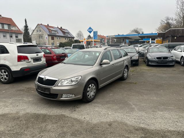 Skoda Octavia Combi Elegance KLIMA/EURO5/1HAND