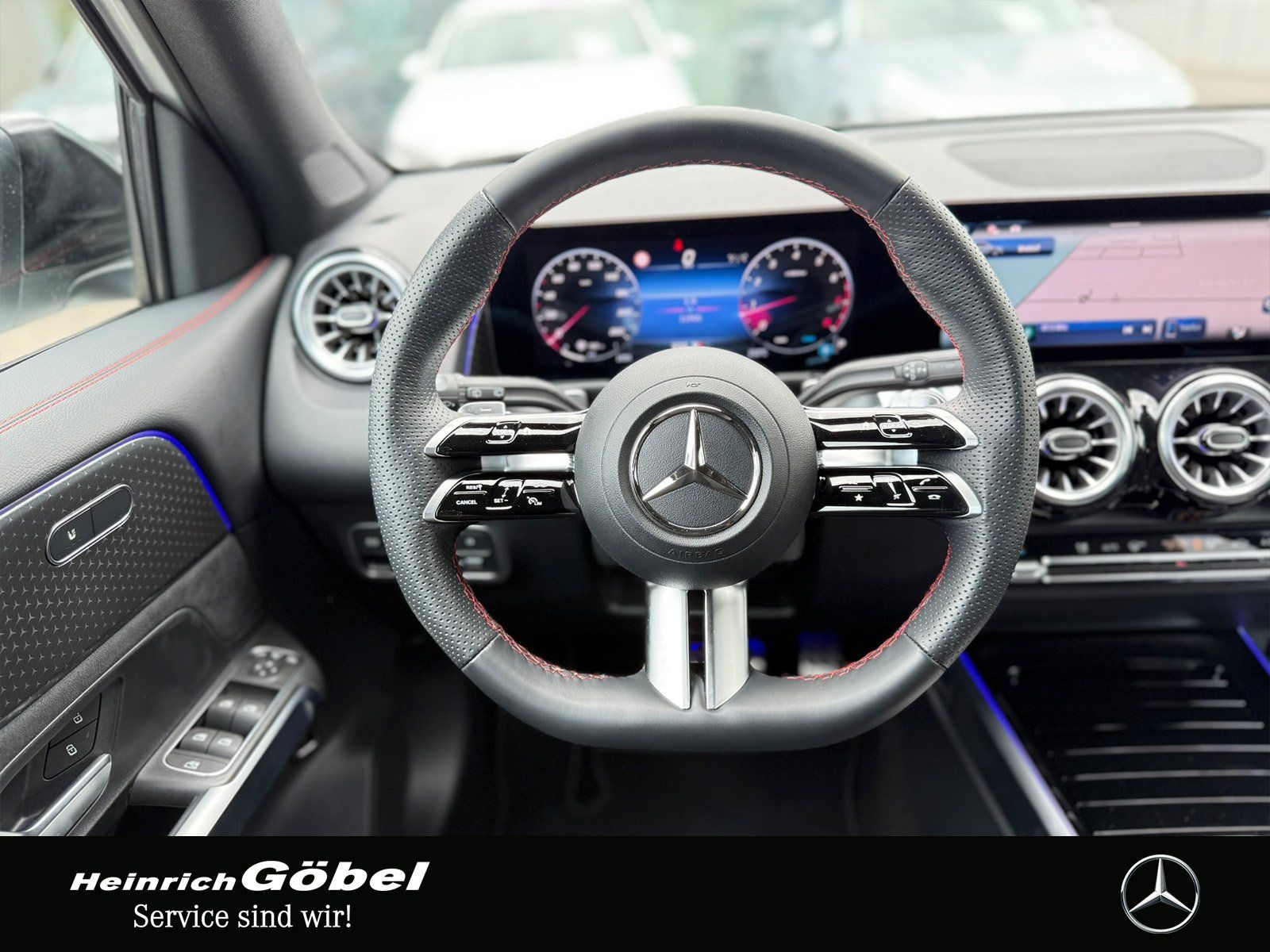 Fahrzeugabbildung Mercedes-Benz GLB 200 AMG-ADV+ NP KAM KLG-KP TW SPA LED AMB