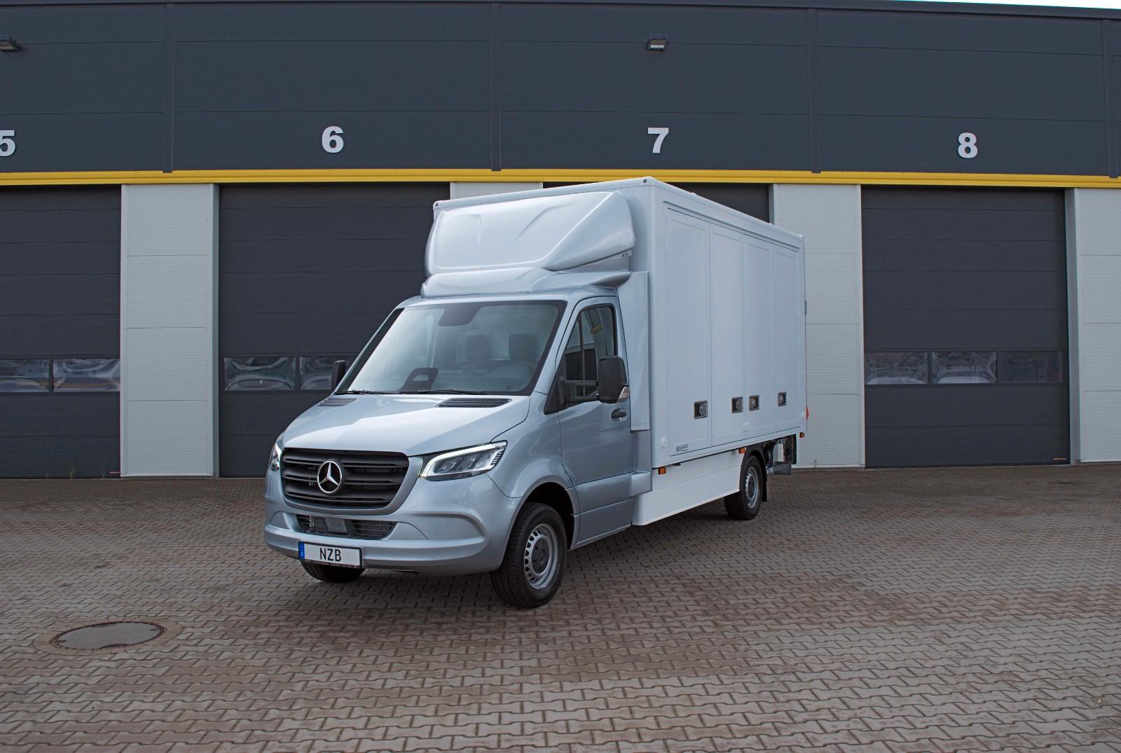 Mercedes-Benz Sprinter 317 CDI Koffer SOFORT * AHK/LBW/MBUX