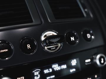 2010 Aston Martin V8 VANTAGE 缩略图 23