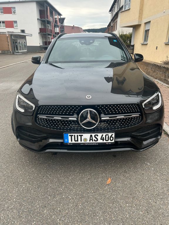 Image of Mercedes-Benz GLC 220