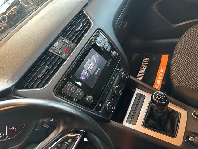 Skoda Octavia Combi Ambition *1.Hand*Klima*TÜV*