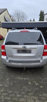 Kia Carnival7 setze - Kia Carnival: Automatik