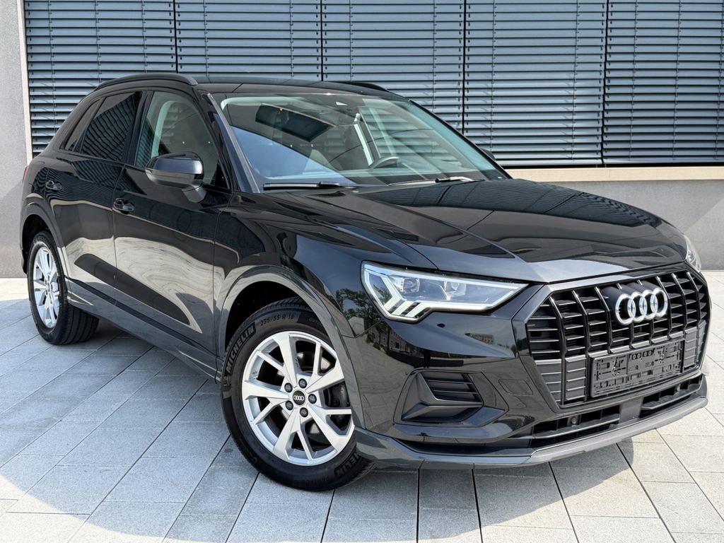 Image of Audi Q3