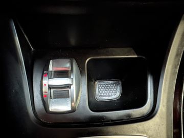 MYAUTOCENTER – Gebraucht- und Jahreswagen mit Werkstattservice in Pfaffenhofen Alfa Romeo Giulietta Quadrifoglio Verde *Klima*Radio*PDC*BT