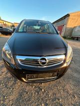 Opel Zafira 1.6 L Motor  . 7 Sitze - Opel Zafira: Motor