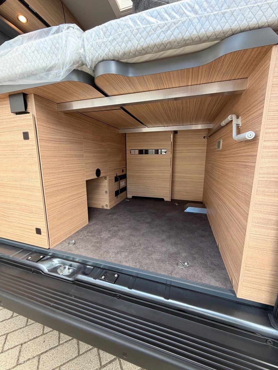 Fahrzeugabbildung Malibu Van charming GT skyview 640 LE