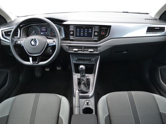 Polo 1.0 TSI 110 PS Highline CLIMATRONIC/PDC/SHZ
