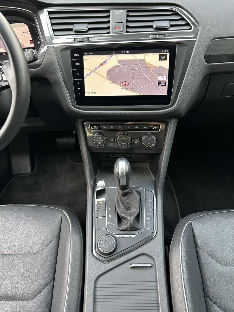 Fahrzeugabbildung Volkswagen Tiguan Allspace 2.0 TDI DSG 4M HL NAV+LED+PANO