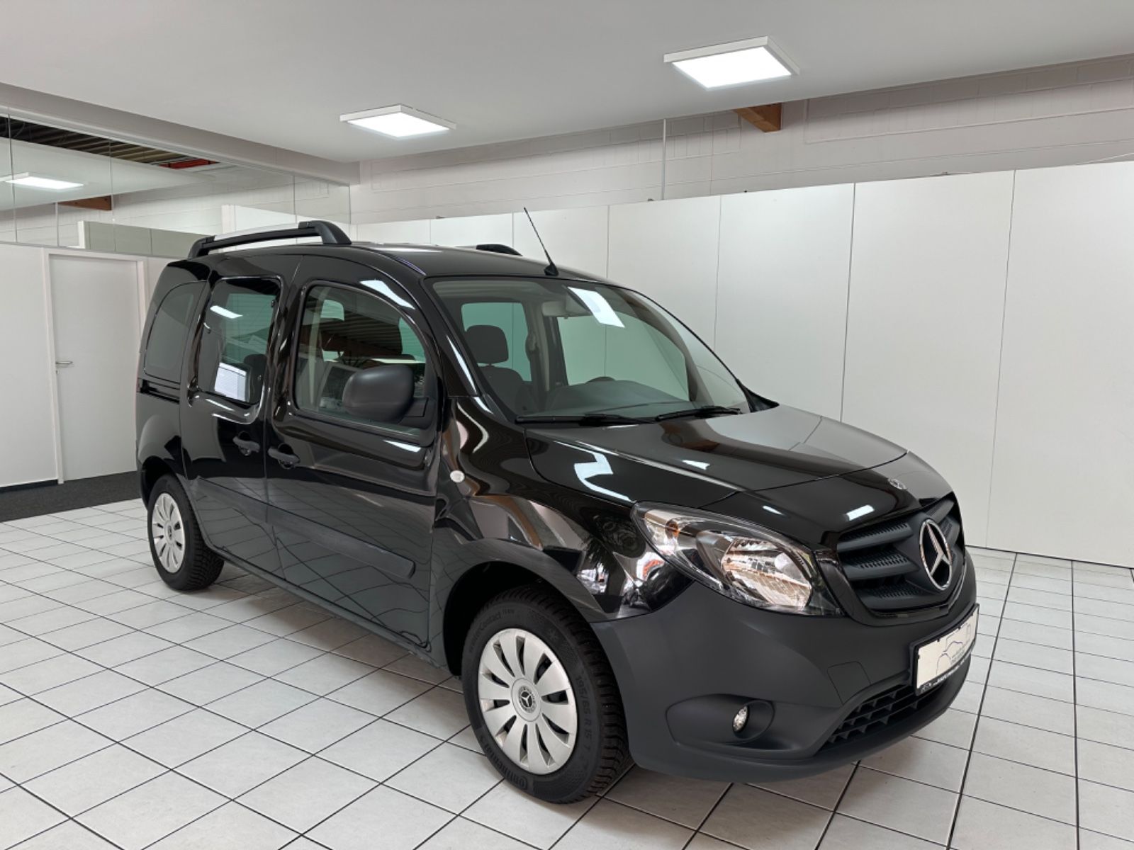 Fahrzeugabbildung Mercedes-Benz Citan Kombi 109 CDI lang Tourer