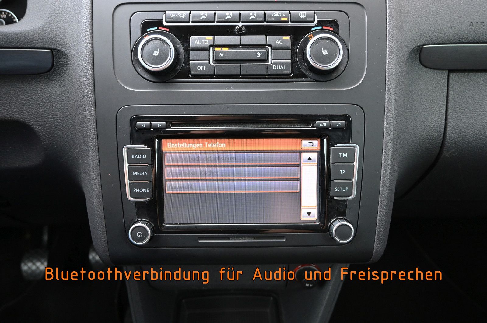 Fahrzeugabbildung Volkswagen Touran 1.6 TDI Comfortline °7-SITZE°KAMERA°02.28