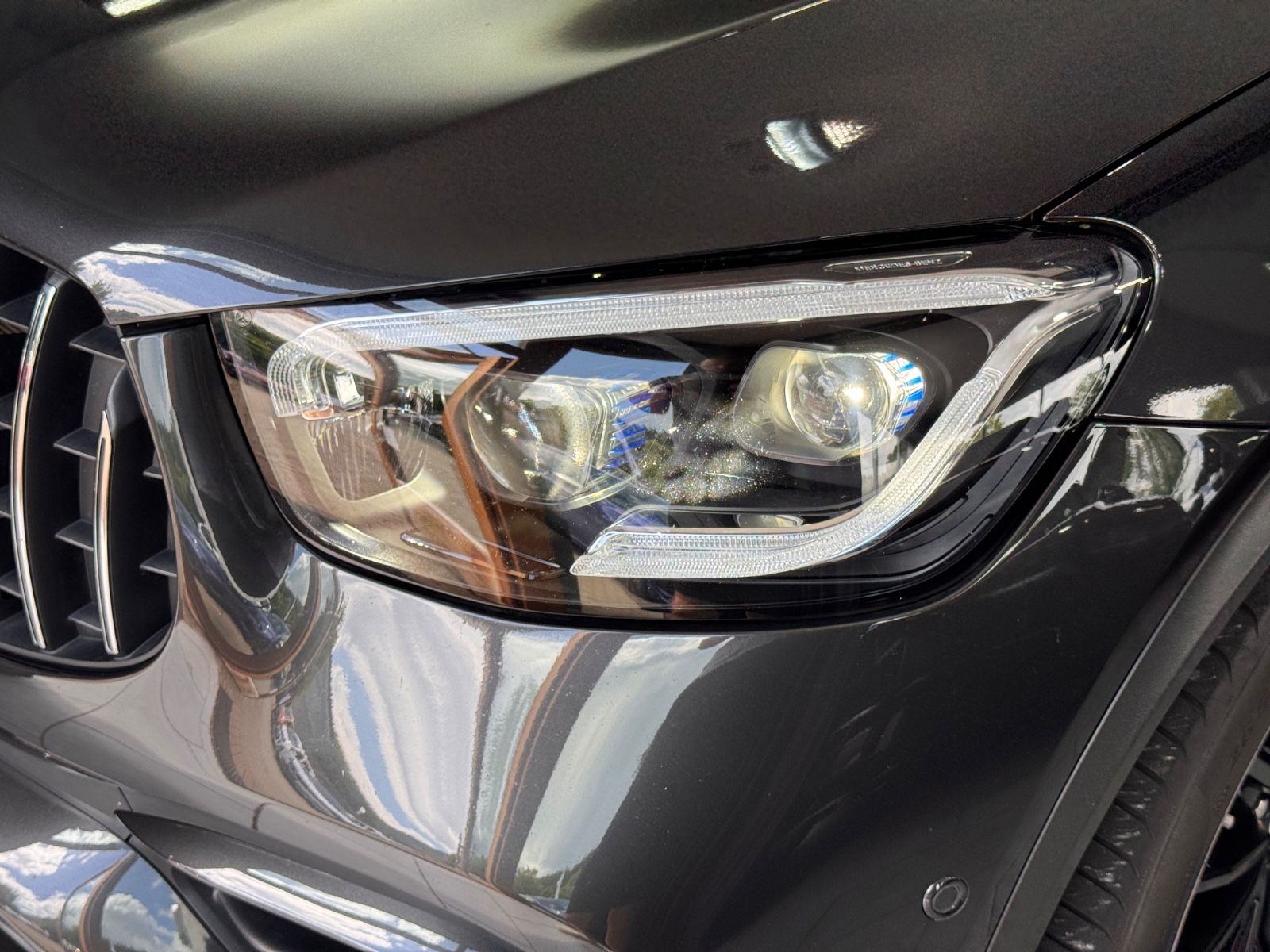 Fahrzeugabbildung Mercedes-Benz GLC 63 AMG 4Matic|PP-SITZE|PANO|AHK|360 KAMERA|