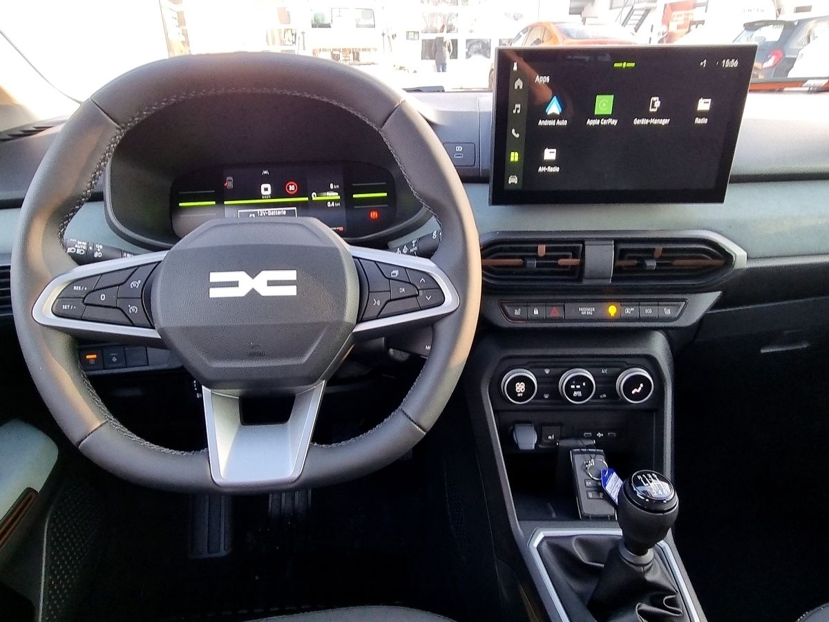 Fahrzeugabbildung Dacia Sandero Stepway Extreme TCe 110