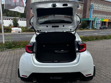 Toyota Yaris - 11
