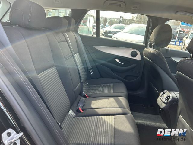 Mercedes-Benz E 300 T de Avantgarde 4Matic Widescreen Cam SHZ 