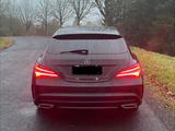 Mercedes-Benz CLA 180 Shooting Brake AMG - schwarze Mercedes-Benz CLA 180 Shooting Brake