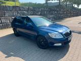 Skoda Octavia 2.0 TDI Automatik - Skoda Octavia aus 2009 mit Diesel-Antrieb