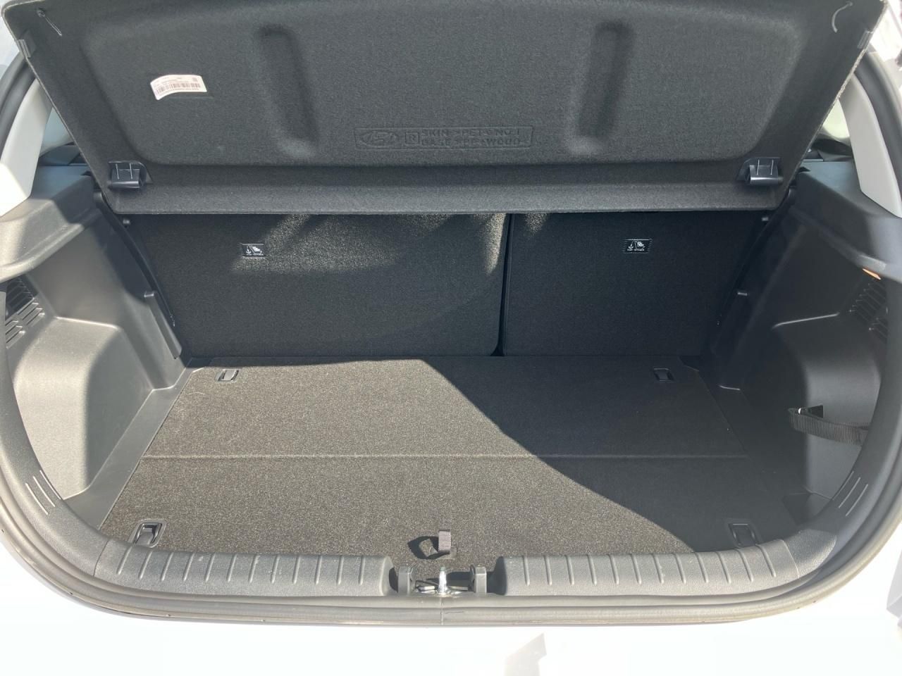 Fahrzeugabbildung Hyundai i20 TREND *Lichtpaket*Komfortpaket* 4xSHZ AUT LM