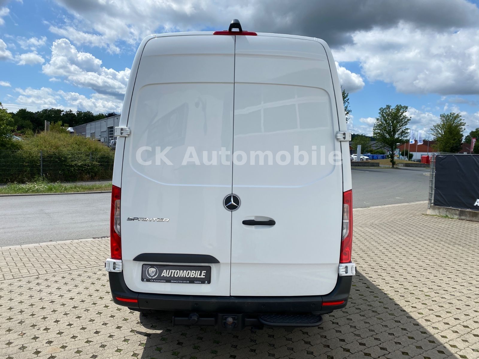 Fahrzeugabbildung Mercedes-Benz Sprinter III Mixto 319CDI Autom./5 Sitze/Navi