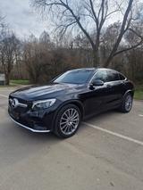 Mercedes-Benz GLC 250 4MATIC AMG Line Coupé Autom. AMG Line - Mercedes-Benz GLC 250 mit Benzin-Antrieb: Coupe, Automatik