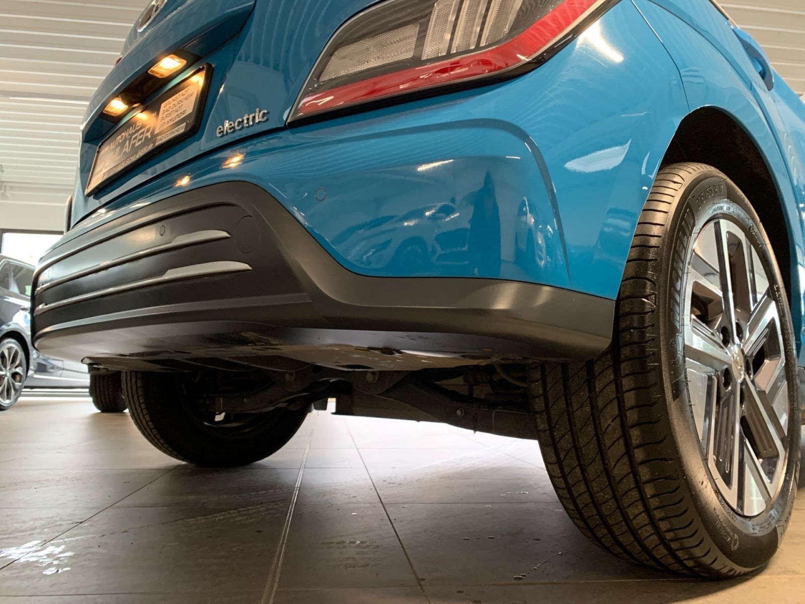 Fahrzeugabbildung Hyundai KONA Trend Elektro 64 kWh Navi Assi Dach