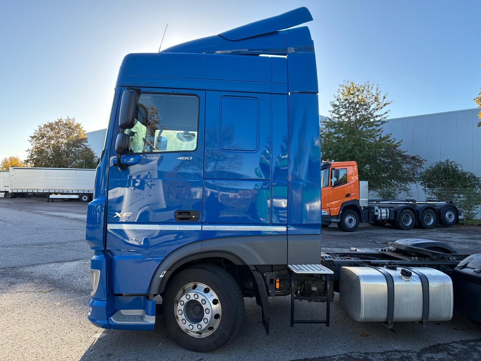 Fahrzeugabbildung DAF FT XF 480 SC LD (Leergewicht nur 7.765 kg)