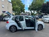 Volkswagen Golf Sportsvan VII Sound BMT/Start-Stopp - Volkswagen Golf mit Benzin-Antrieb