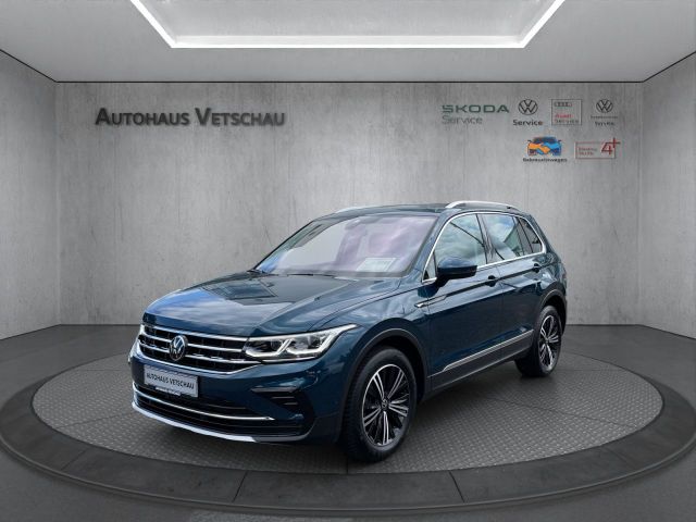 Tiguan Elegance 2.0 TDI DSG Sportpaket Bluetooth