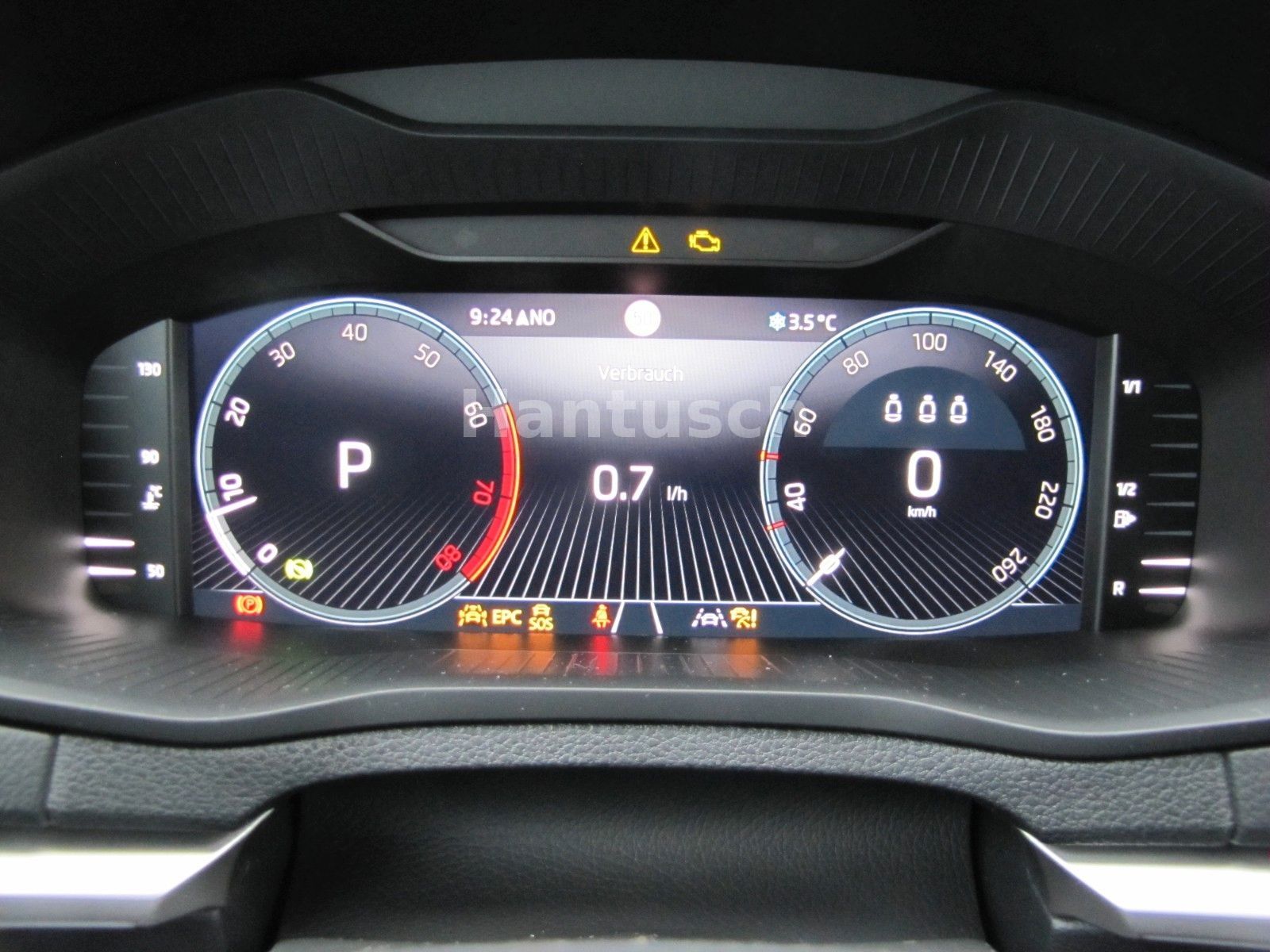 Fahrzeugabbildung SKODA Karoq Balance 1.5l TSI 150PS 7-Gang DSG