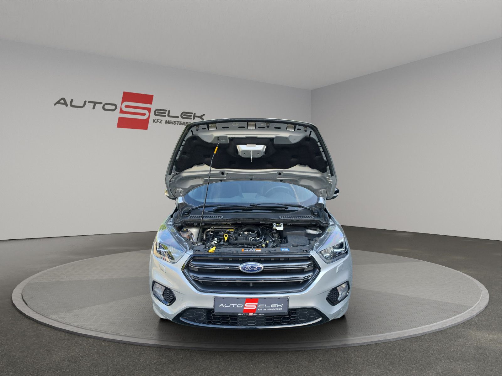 Fahrzeugabbildung Ford Kuga ST-Line Panorama-Dach Kamera Alcantara AHK