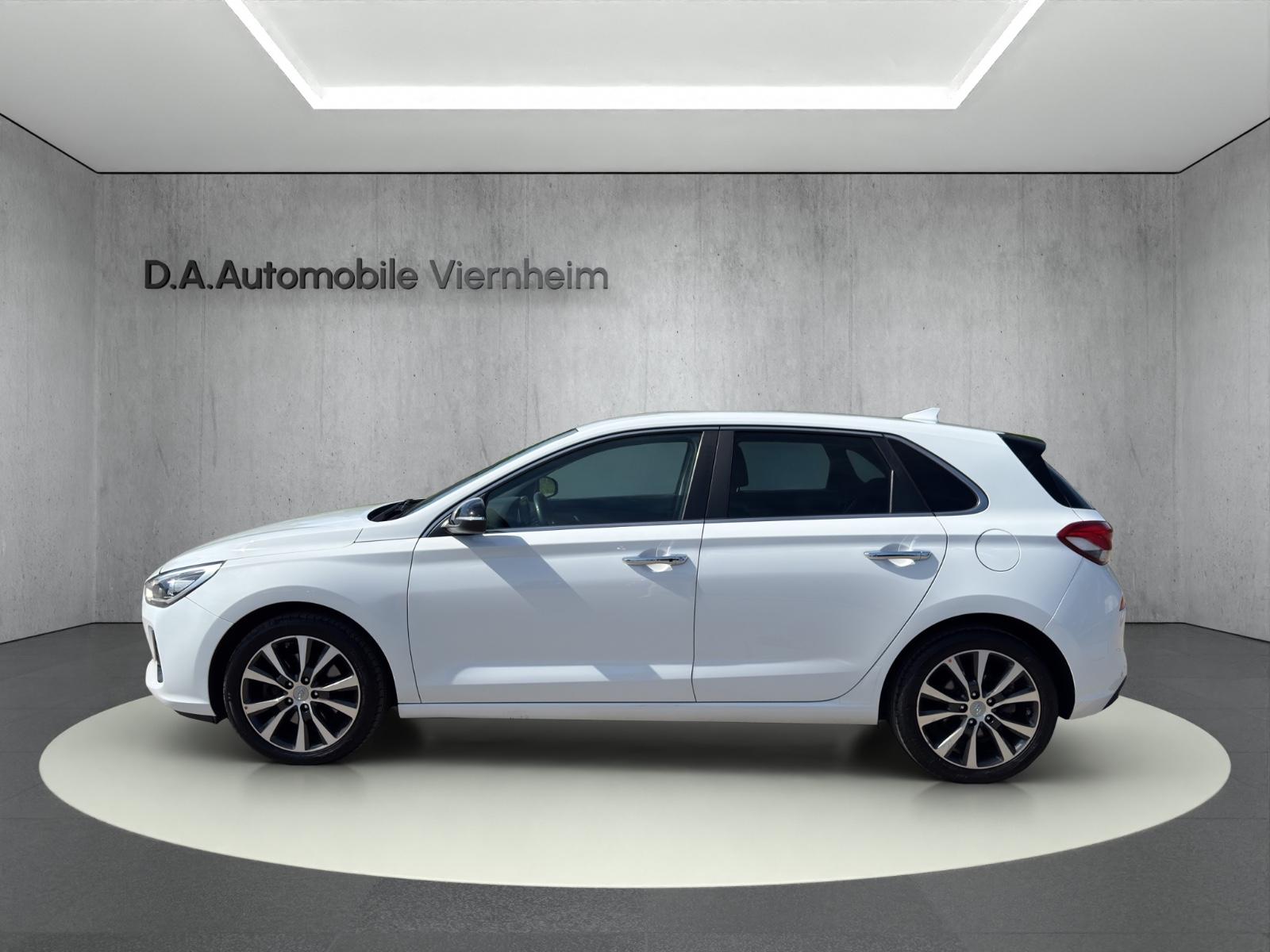 Hyundai i30 Intro°Navi°Sitzheizung^Rückfahr-Kamera°Euro6