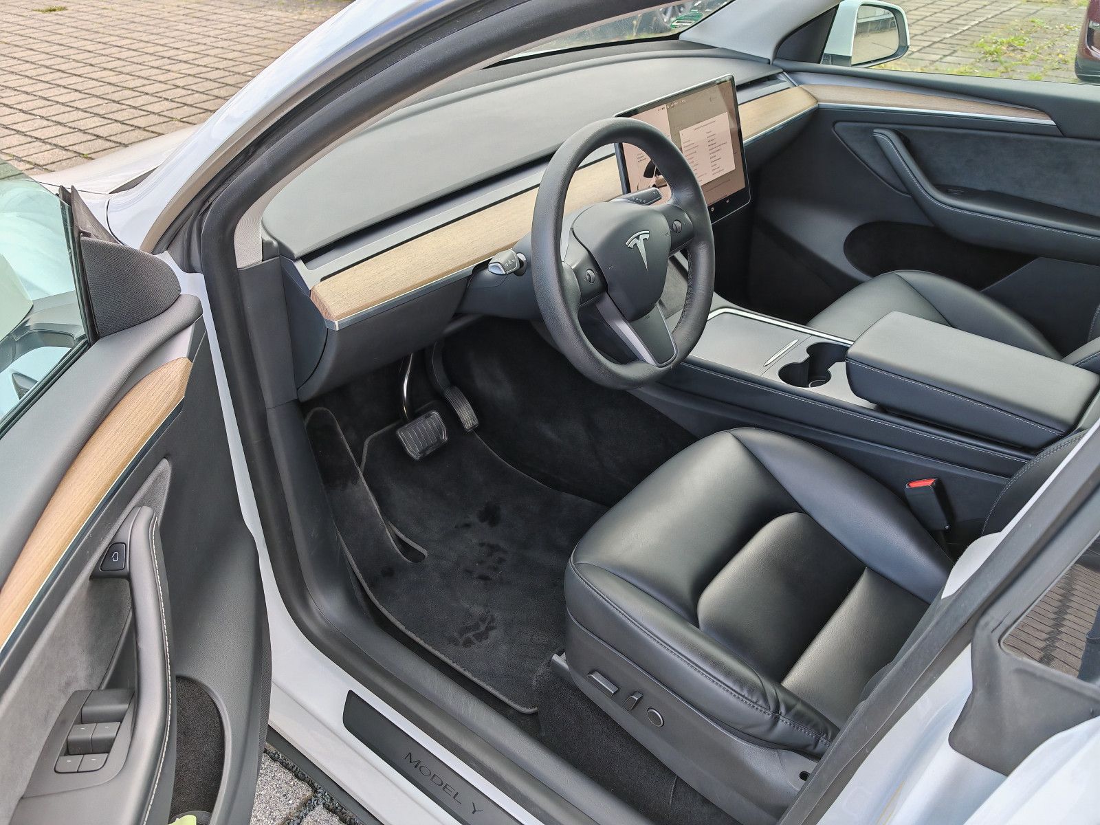 Tesla Model Y LongRange AWD | SoH 90% imagem 2