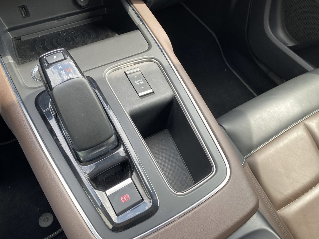 Fahrzeugabbildung Citroën C5 Aircross Hybrid 225 *Automatik* SHINE PACK