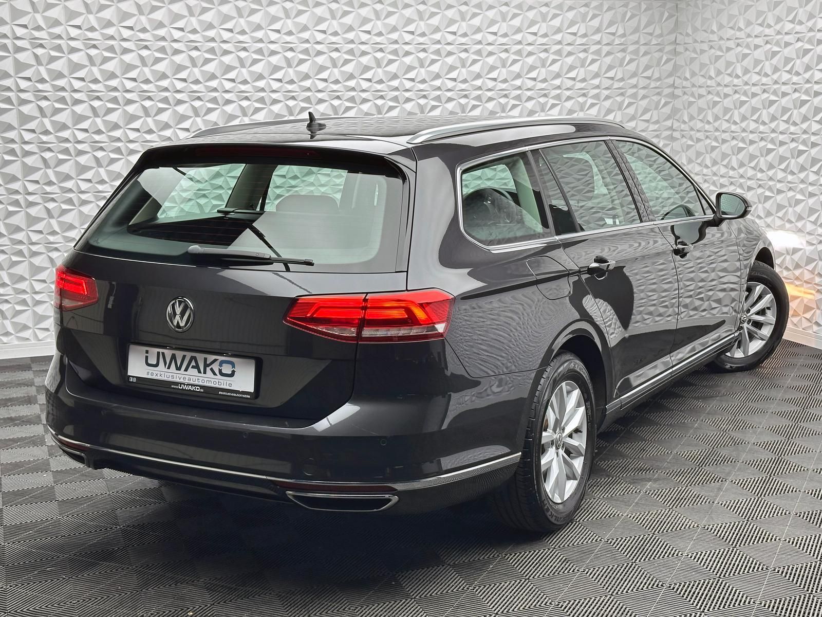 Fahrzeugabbildung Volkswagen PASSAT 2.0 TDI DSG/ACC/MASSAGE/DCC/LED/NAV/RCAM