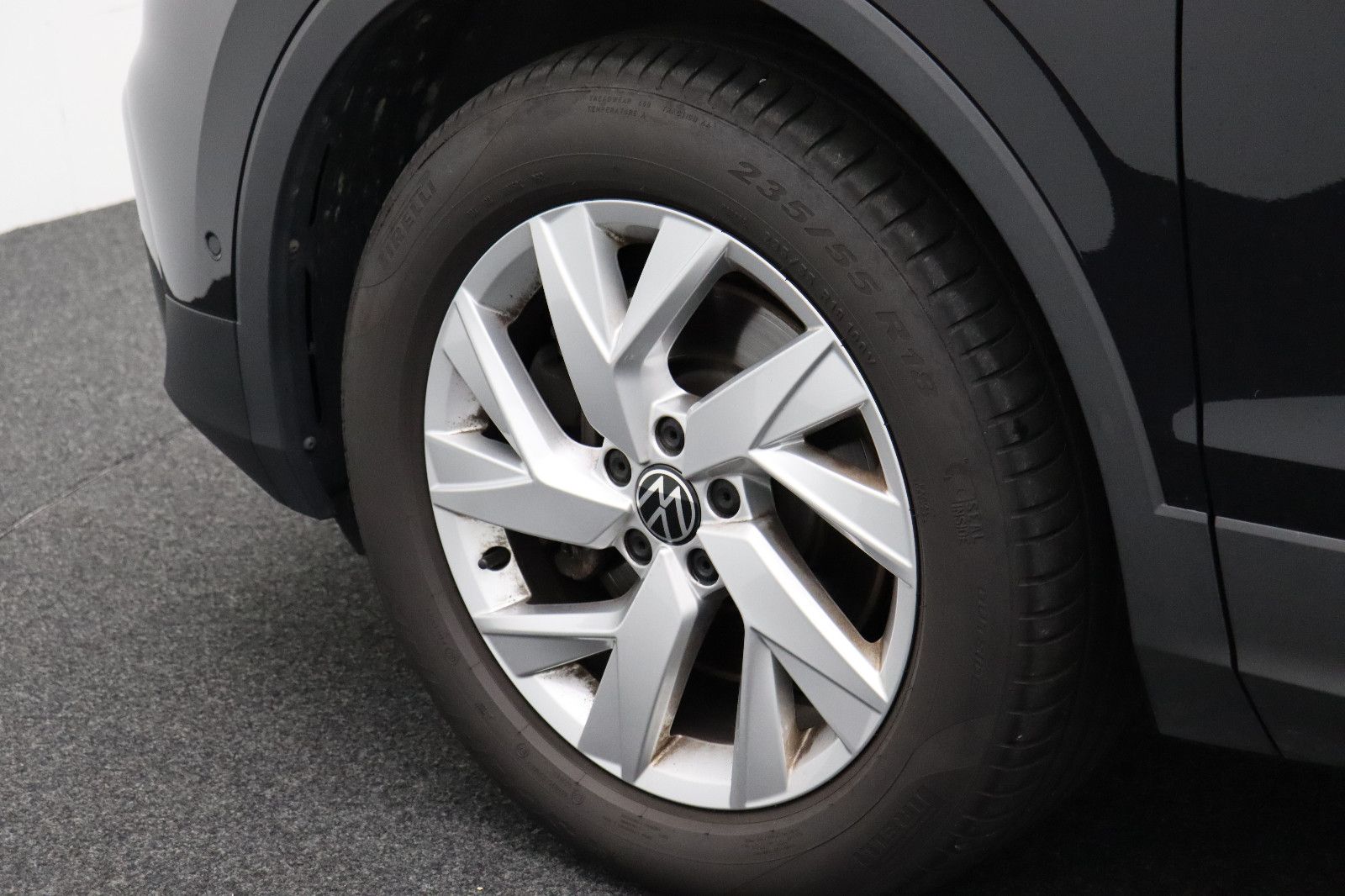 Fahrzeugabbildung Volkswagen Tiguan 2.0 Elegance 4Motion