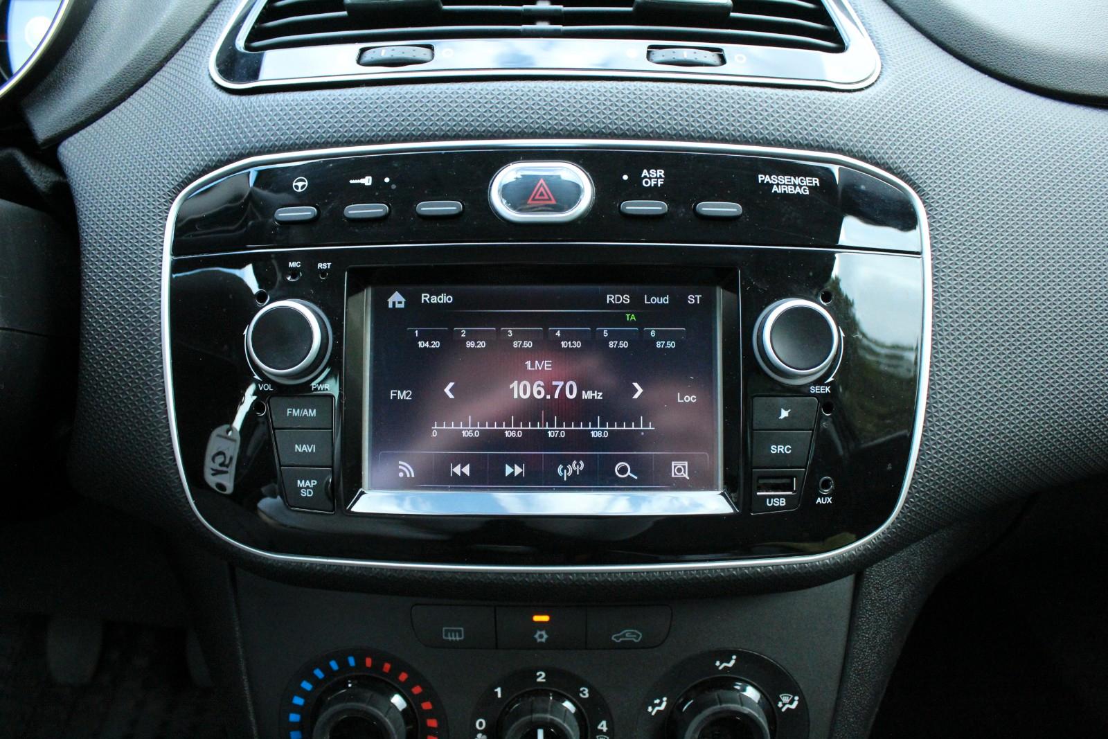 Fiat Punto Young * PDC * Navi * Klima *