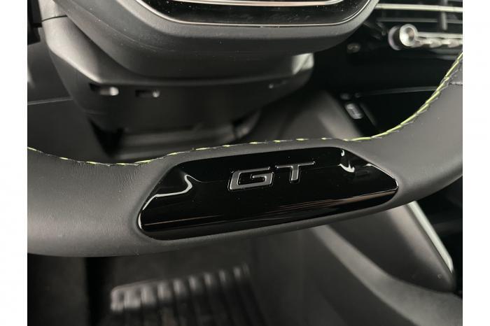 Peugeot 2008 GT (GT) 1.2 Hybrid 145 107kW (145 PS) e-...