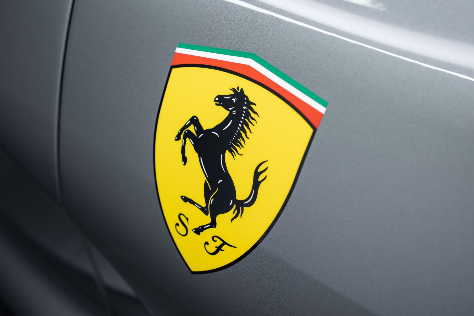 Fahrzeugabbildung Ferrari 812 GTS TAILOR MADE/CARBON/LIFT/STRIPE/TOP